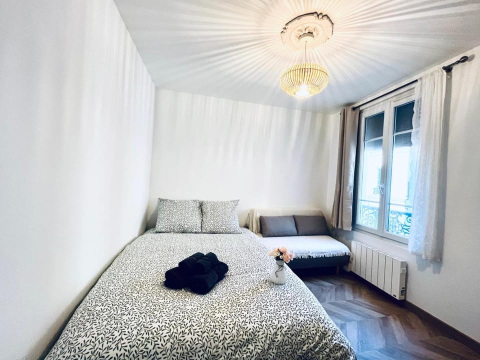 artist flat 450m to Mont Martre Apartment in Paris