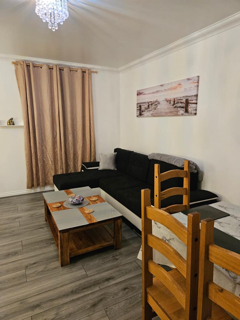 Living room, Seating area, Dining area