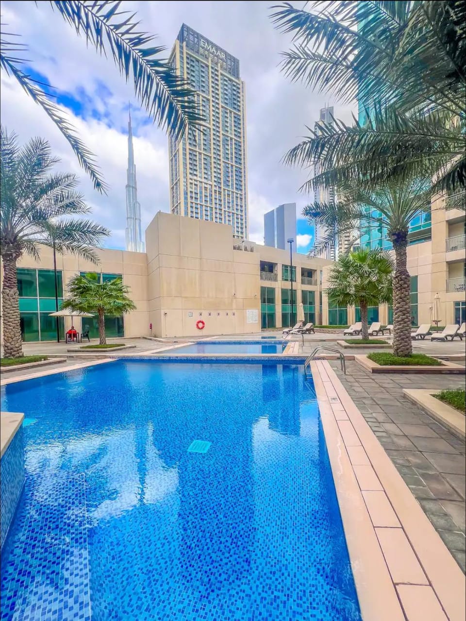 Landmark view, Pool view, Swimming pool, sunbed