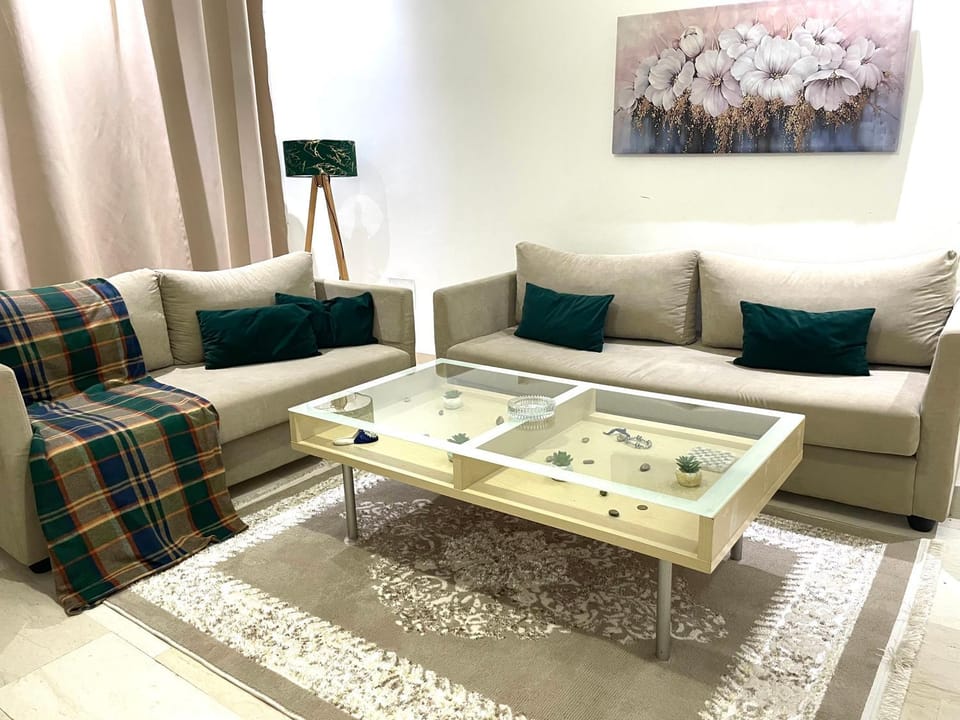 Cosy S2 Apartment Near LaMrsa Beach Apartment in Tunis Governorate, Tunisia