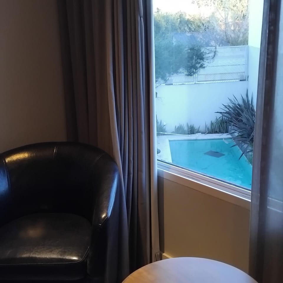 VICTORIA BED and BREAKFAST 1 A 3KM AEROPUERTO EZEIZA Bed and Breakfast in Ezeiza