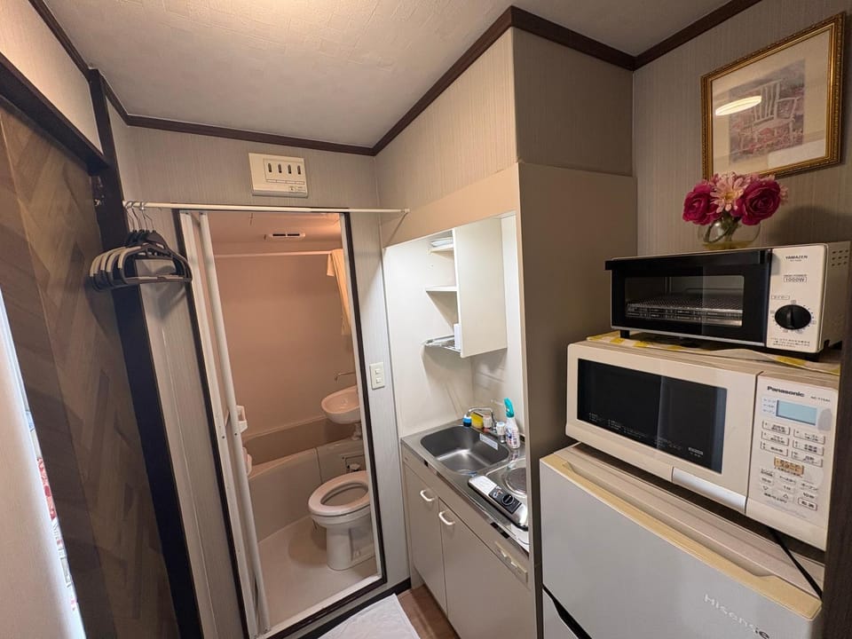 hostel sunflower301 Bed and Breakfast in Osaka