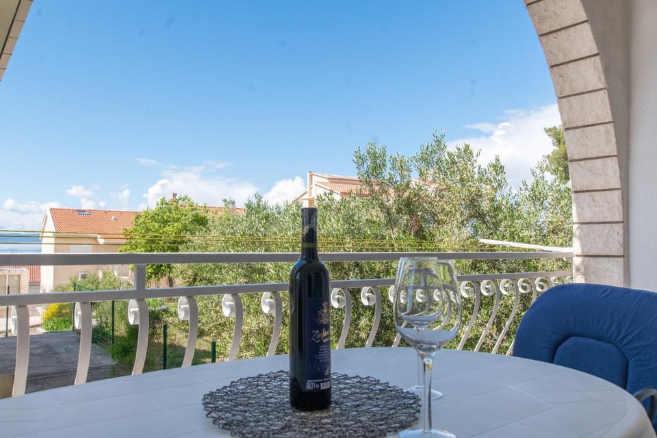 View (from property/room), Balcony/Terrace