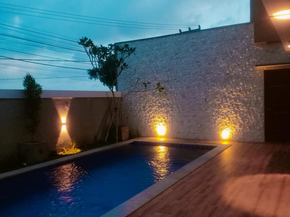 Pool view, Swimming pool
