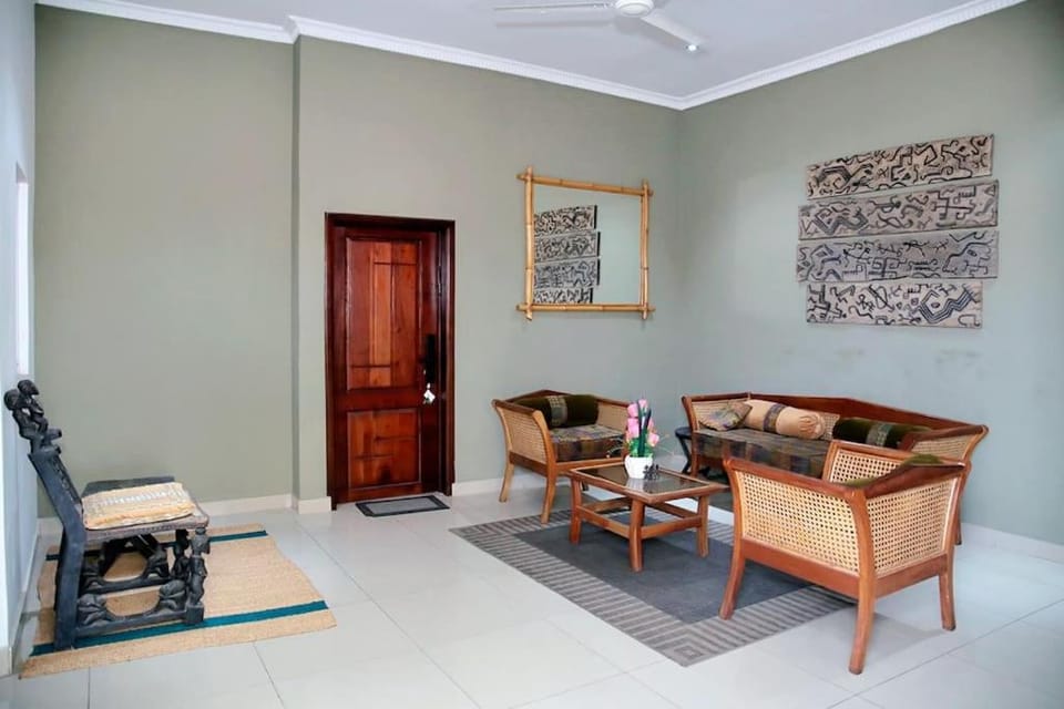 Petite's Nest - Studio 2 Apartment in Accra