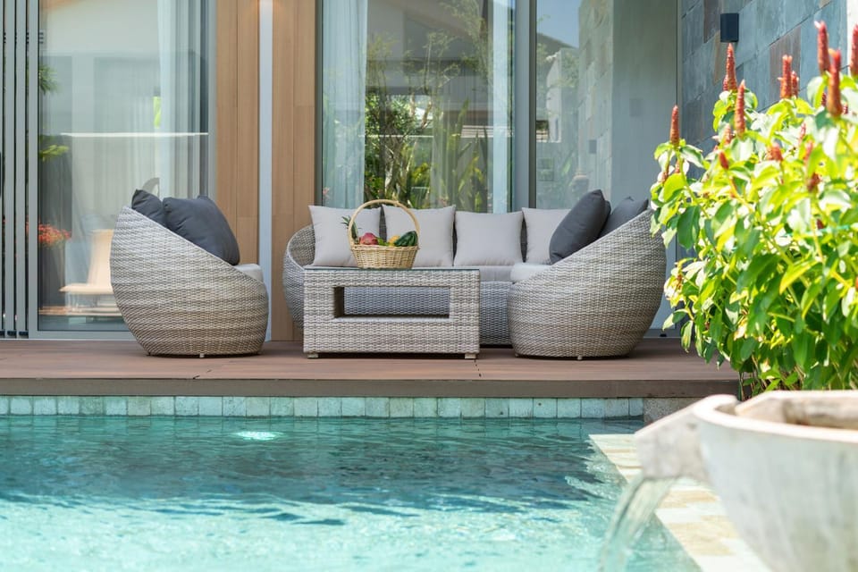 Villa private swimming pool and garden Phuket Free Airoport Pick up from 7 days Villa in Choeng Thale