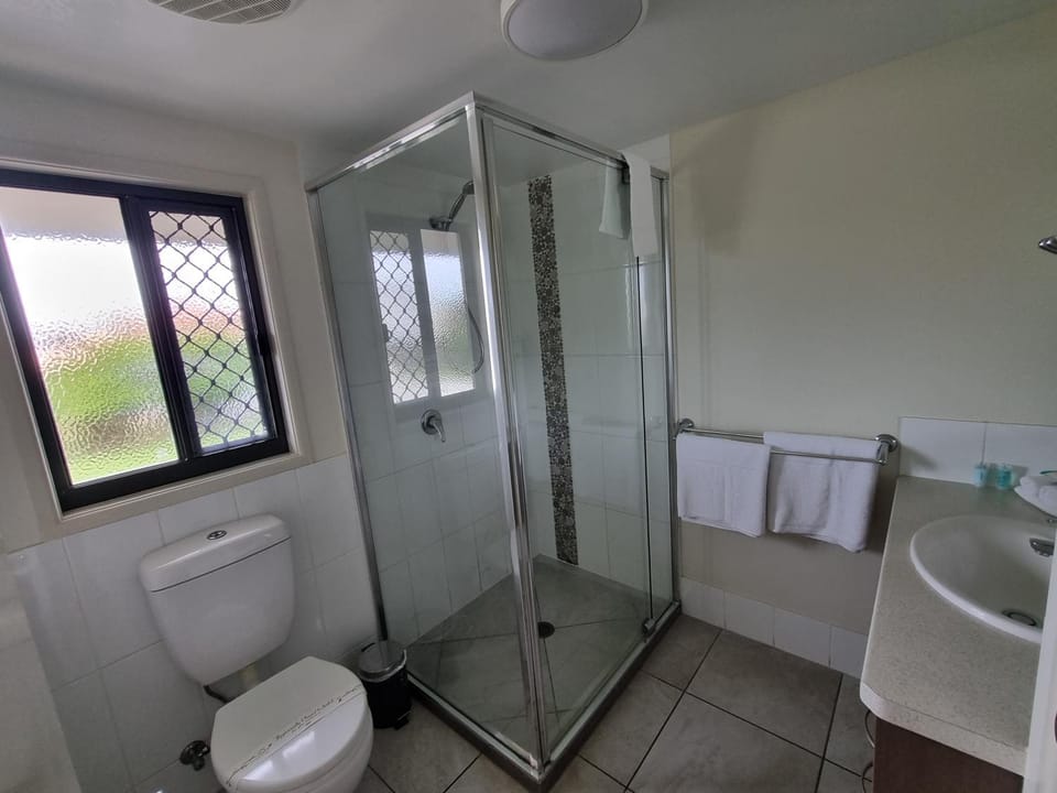 See Street Apartments by Kacys Apartment in Bargara