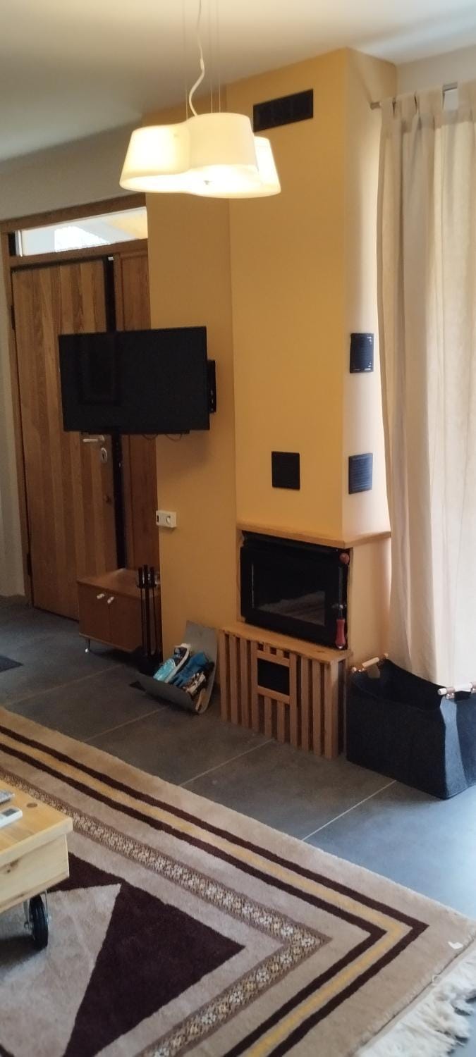 Living room, fireplace