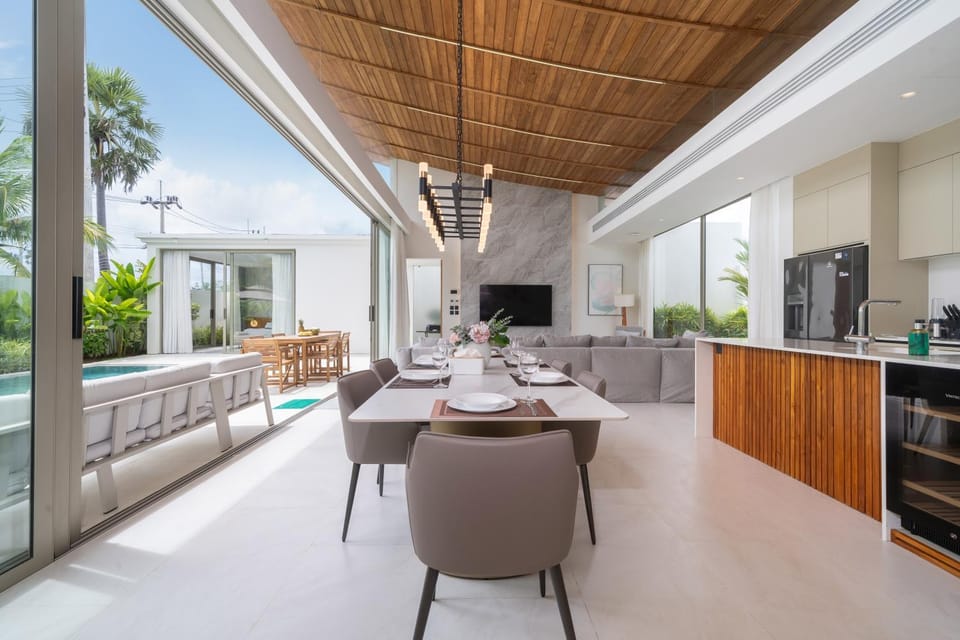 Luxury villa near Bangtao beach Villa in Choeng Thale