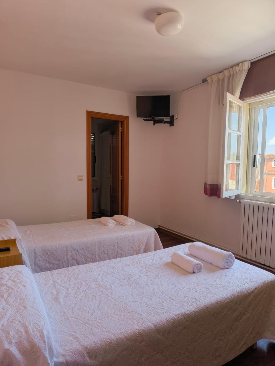 Restaurante y Hostal San Paio Bed and Breakfast in Galicia