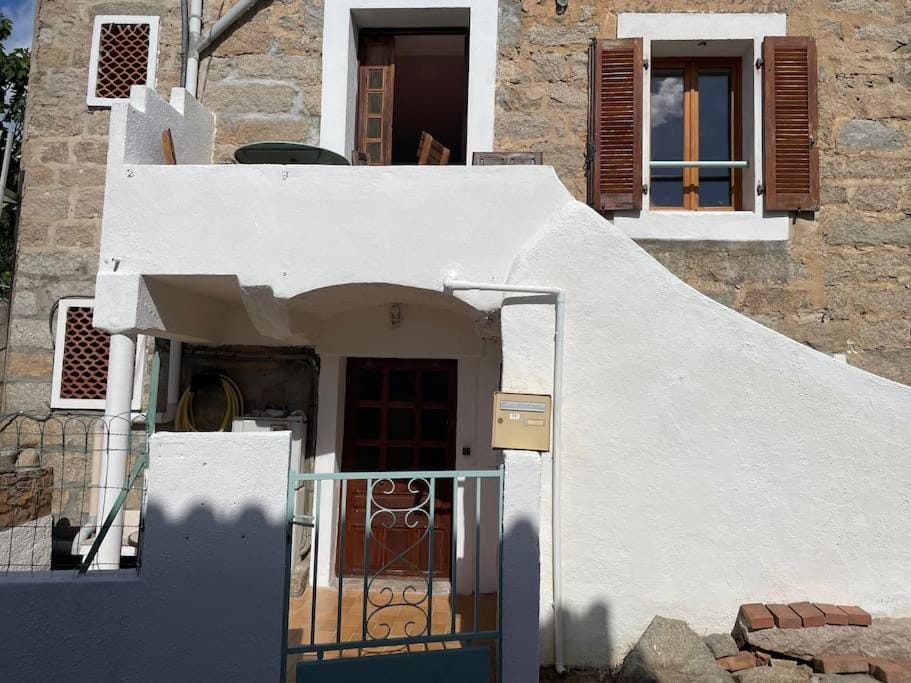 Charmante maison de village House in Porto-Vecchio