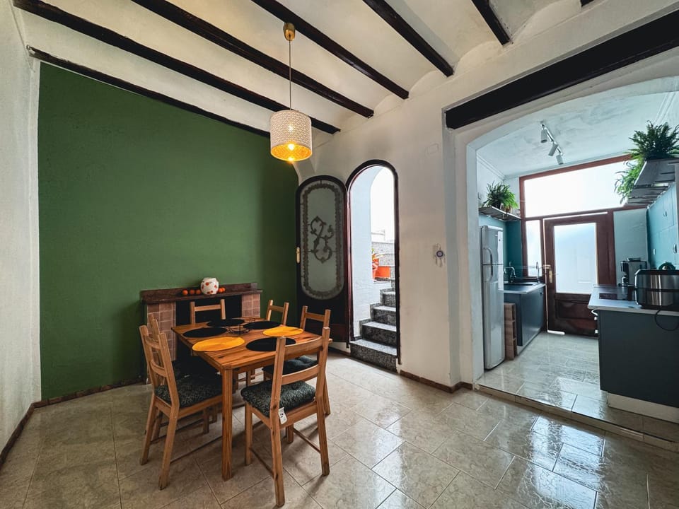 Casa Naranja House in Safor