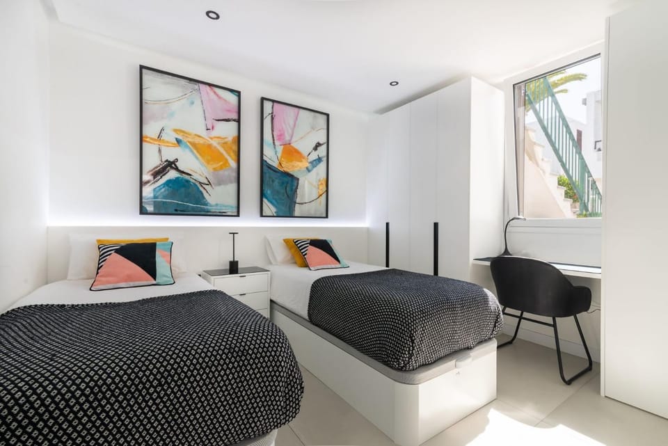 Apartamerica 341. Lujo.Vista Mar Vacation rental in Playa de las Americas