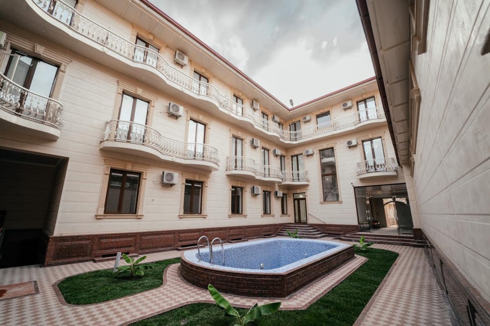 Property building, Swimming pool