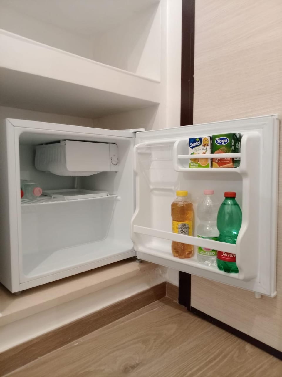 minibar