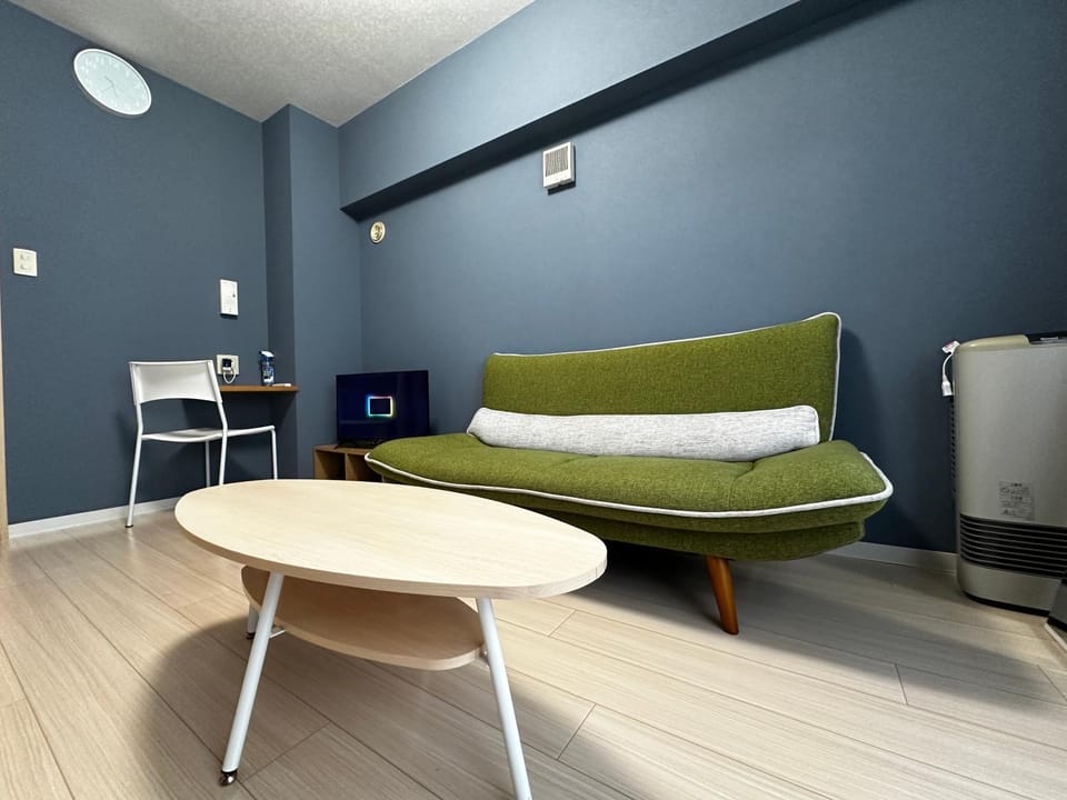 8-1札幌駅徒歩7分の好立地マンション　利便性良しで広い室内空間 Apartment in Sapporo