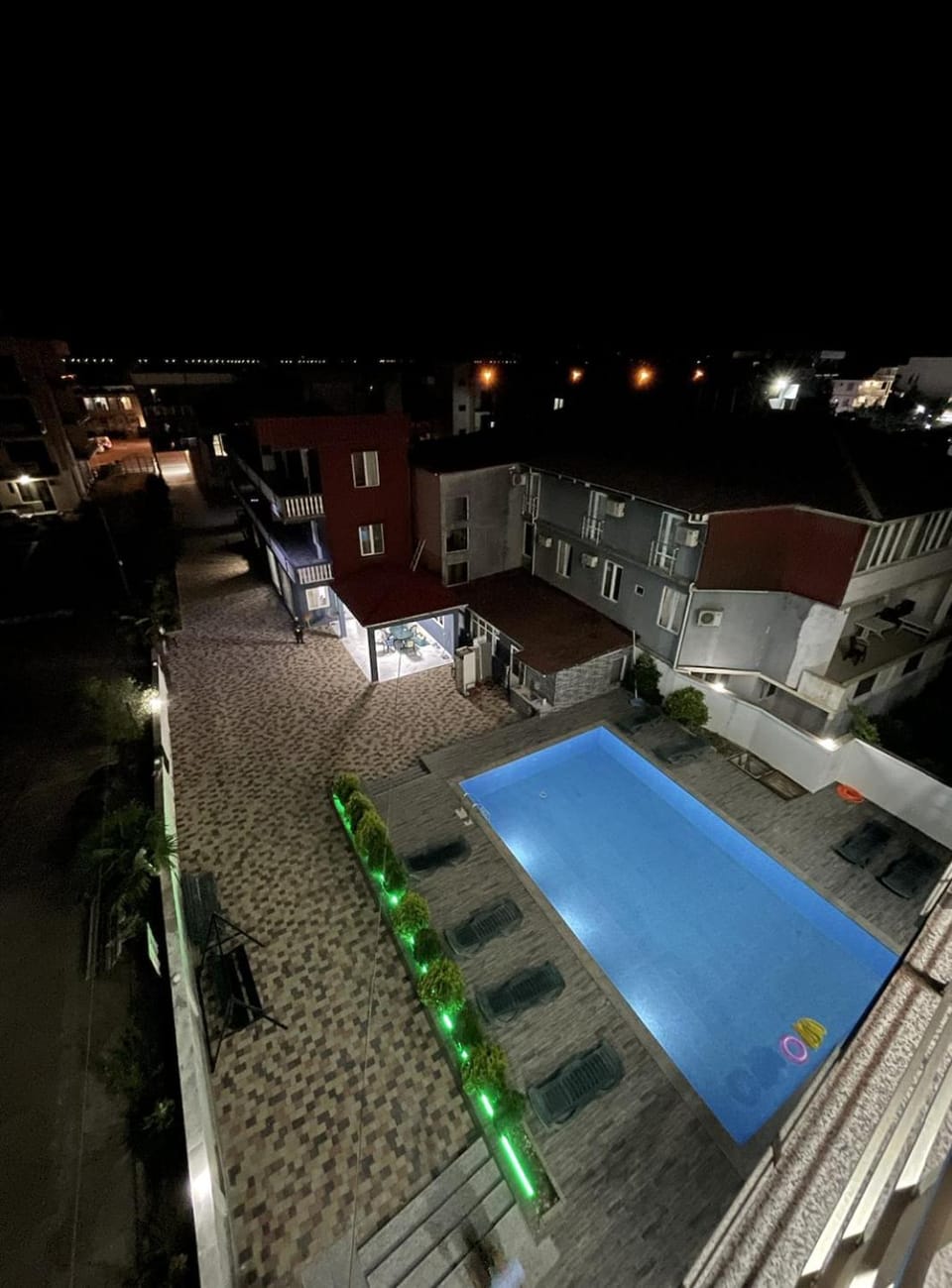 Property building, Swimming pool