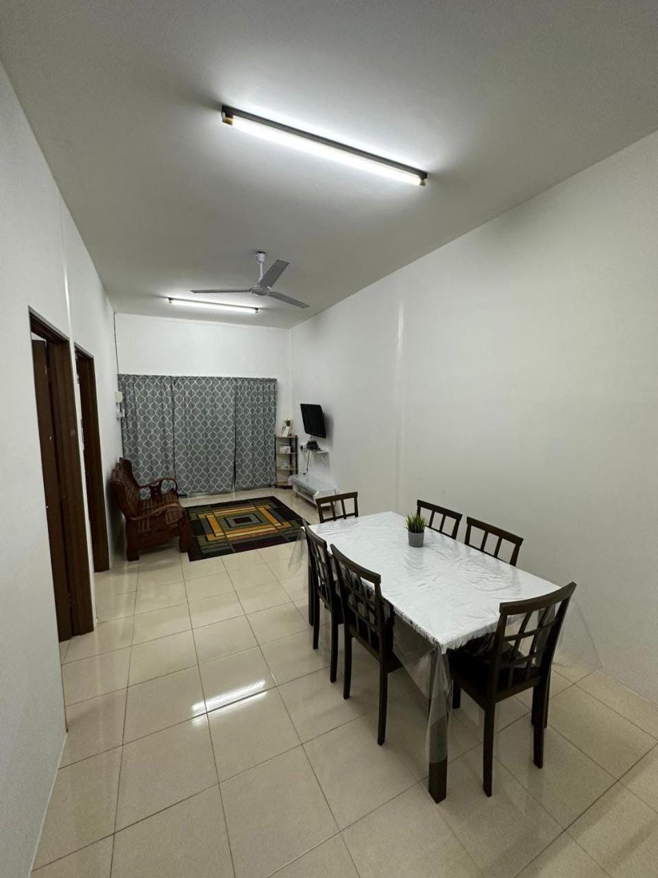 EmyNuar Homestay House in Perak