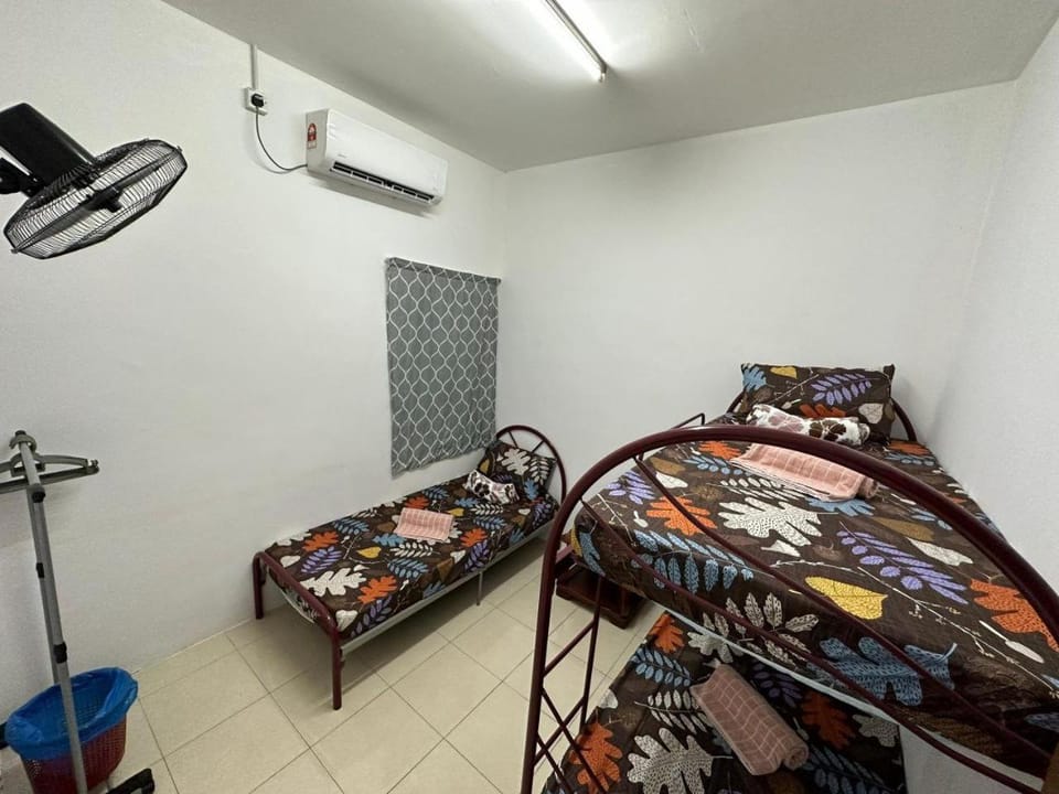 EmyNuar Homestay House in Perak