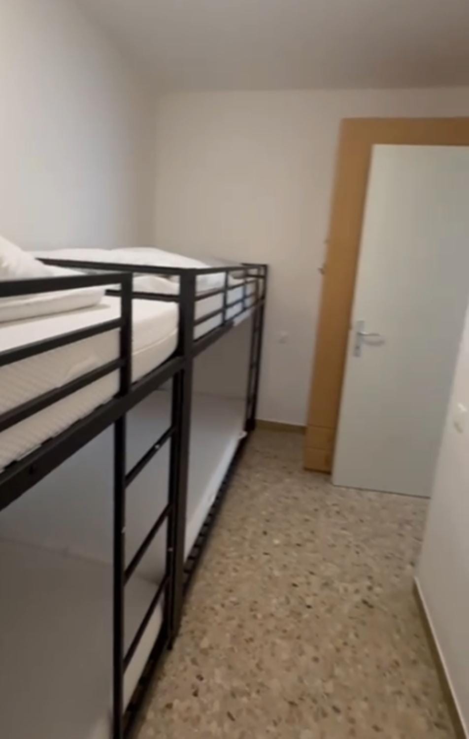 Bed, Bedroom, bunk bed