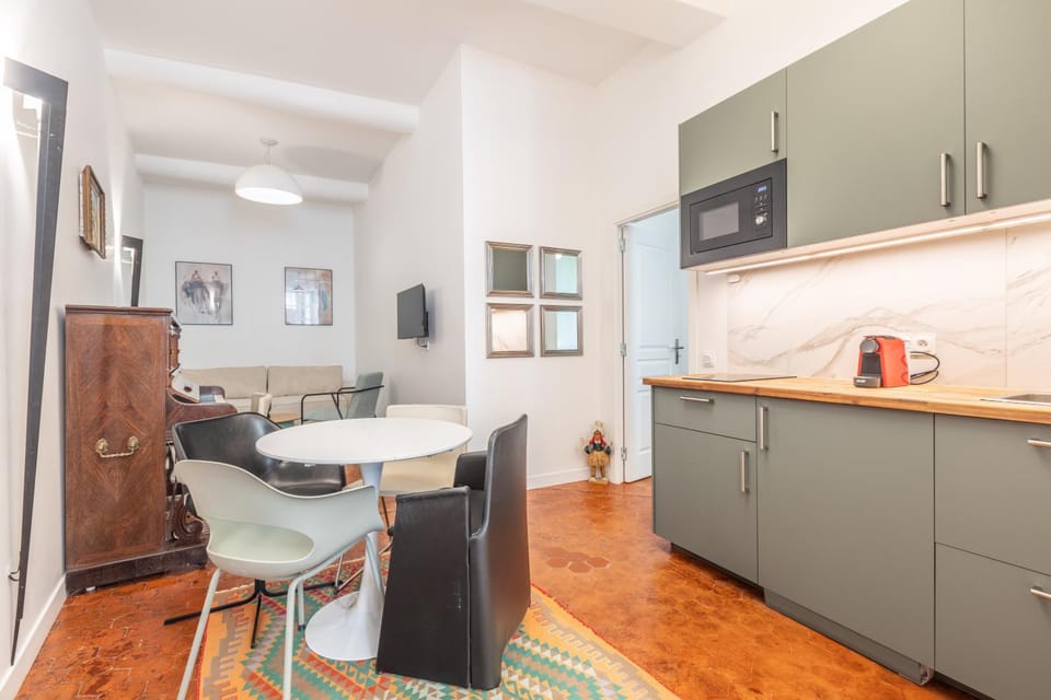 Menton Old Town Apartment in Menton