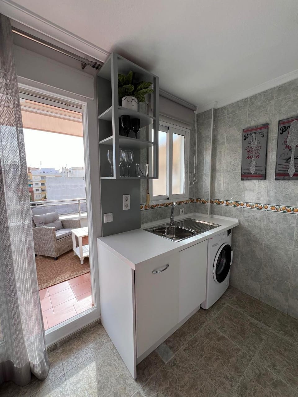 Kitchen or kitchenette