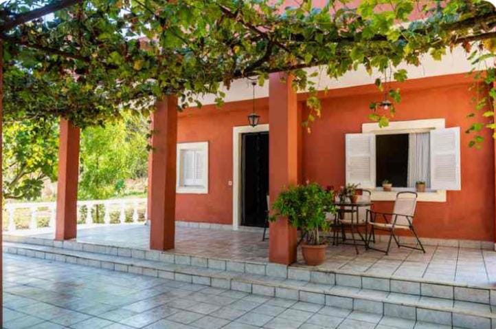 George's Country Corfu House House in Corfu, Greece