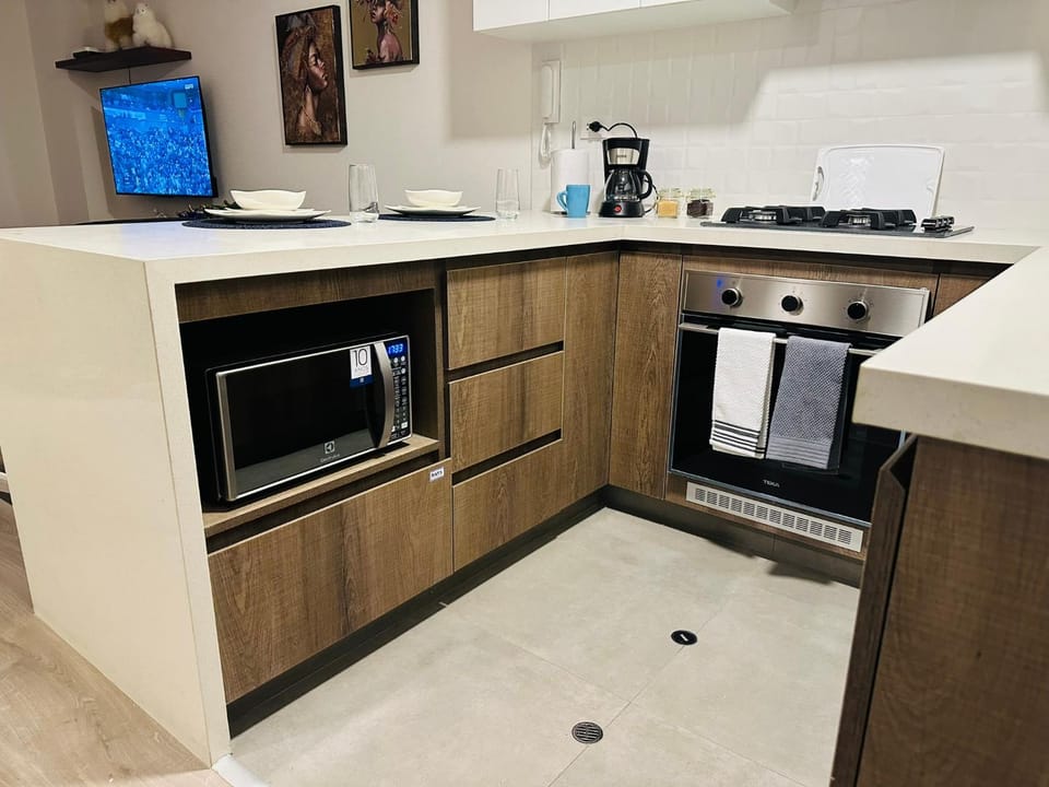 Kitchen or kitchenette, kitchen