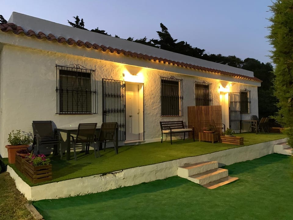 Property building, Garden, Garden view