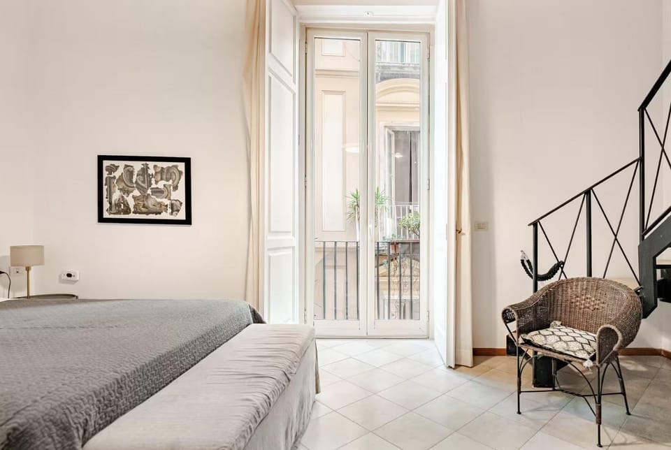 Bed, Living room, Photo of the whole room, Seating area, Bedroom