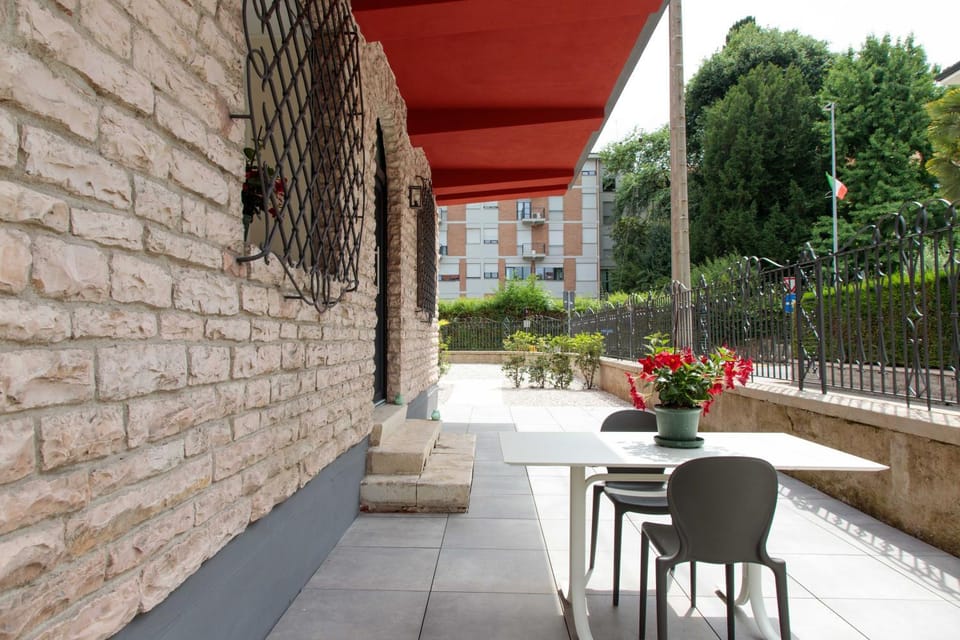 Patio, Day