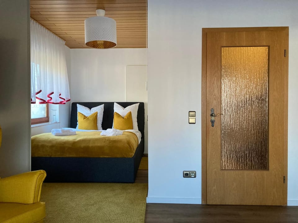 Living room, Photo of the whole room, Bedroom