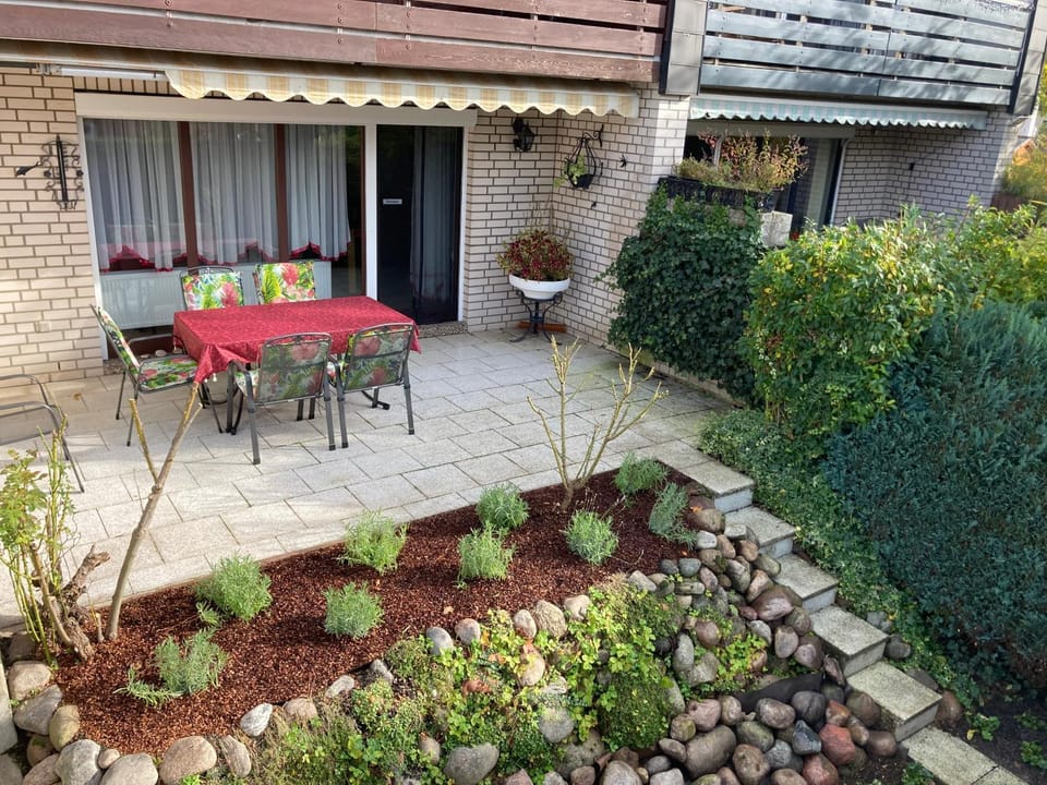 Balcony/Terrace, Garden view
