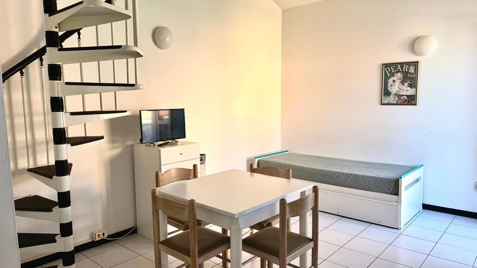 Palme 11 - Marcelli, bilocale con terrazzino, Residence Le Palme Apartment in Marcelli