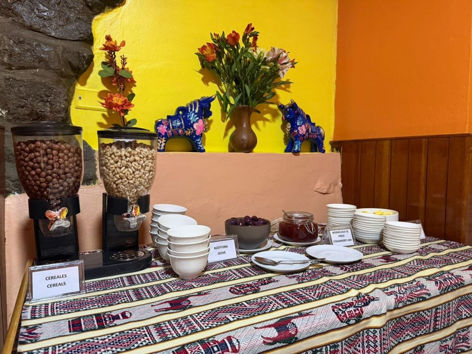 HOSTAL HUAYNA HOUSE GO Bed and Breakfast in Cusco