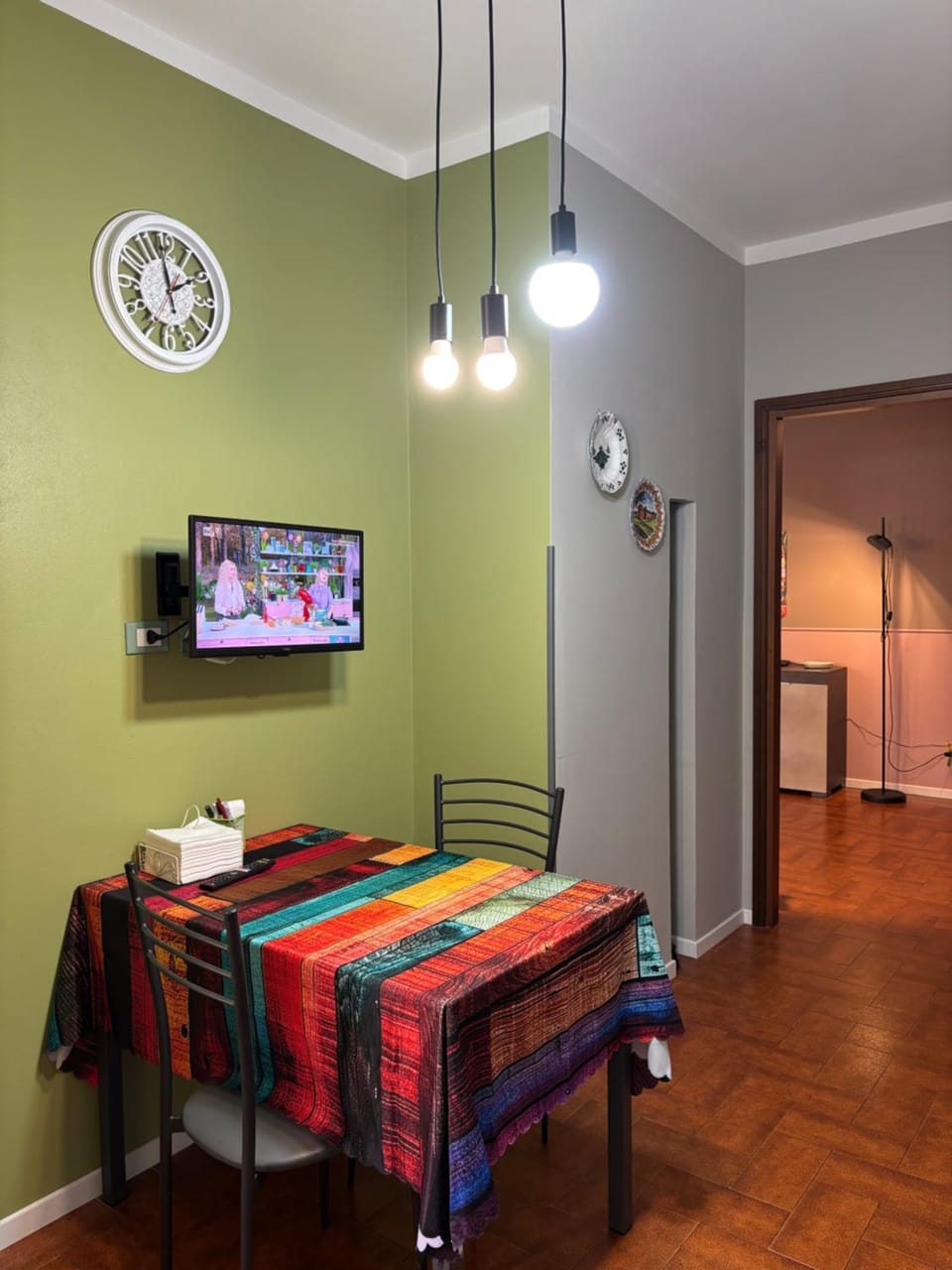 TV and multimedia, Kitchen or kitchenette, Dining area