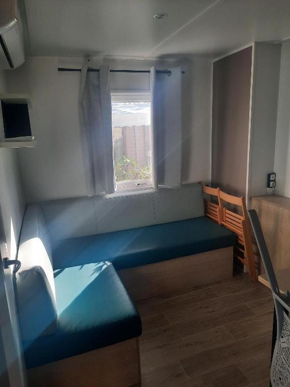 Charmant mobil home premium L048 Campground/ 
RV Resort in Narbonne