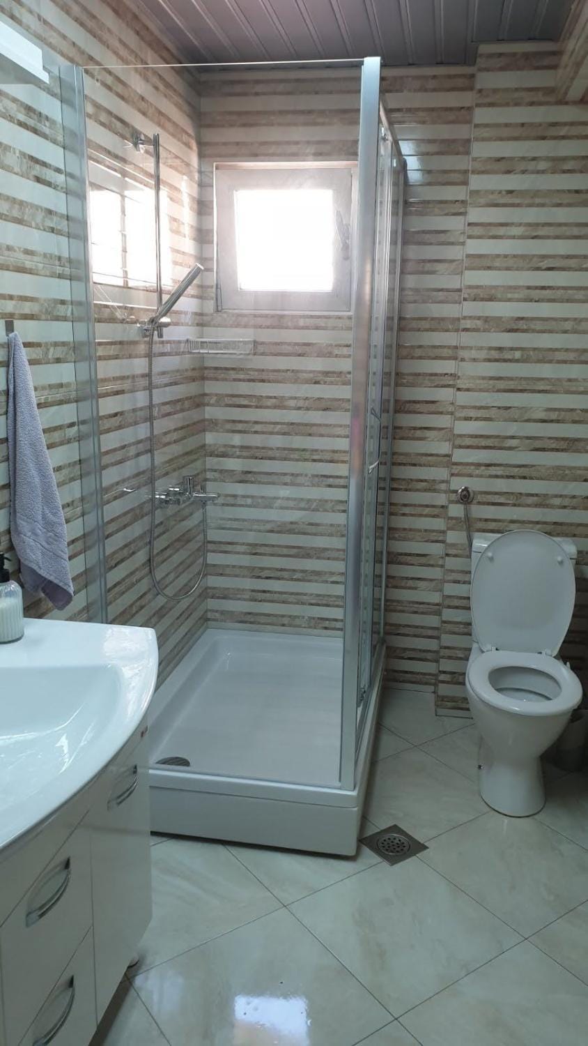 Bathroom, Bath