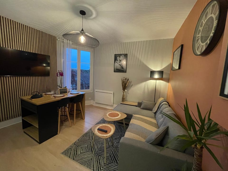 Le Treize au cœur du bouchon Apartment in Troyes