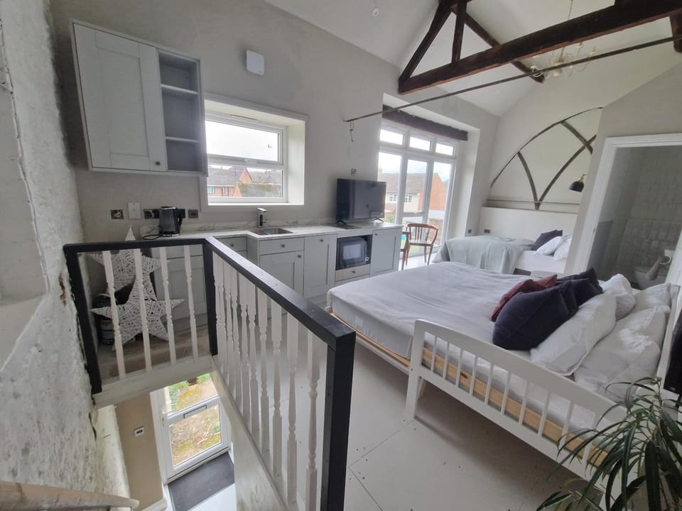 Loft Barn Apartment, sleeps 4 Apartment in Aylesbury Vale