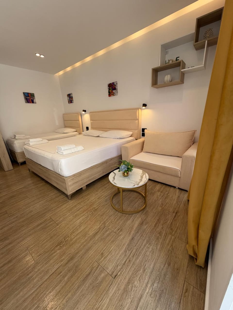 Reni Risi Deluxe Studio Apartment in Sarandë