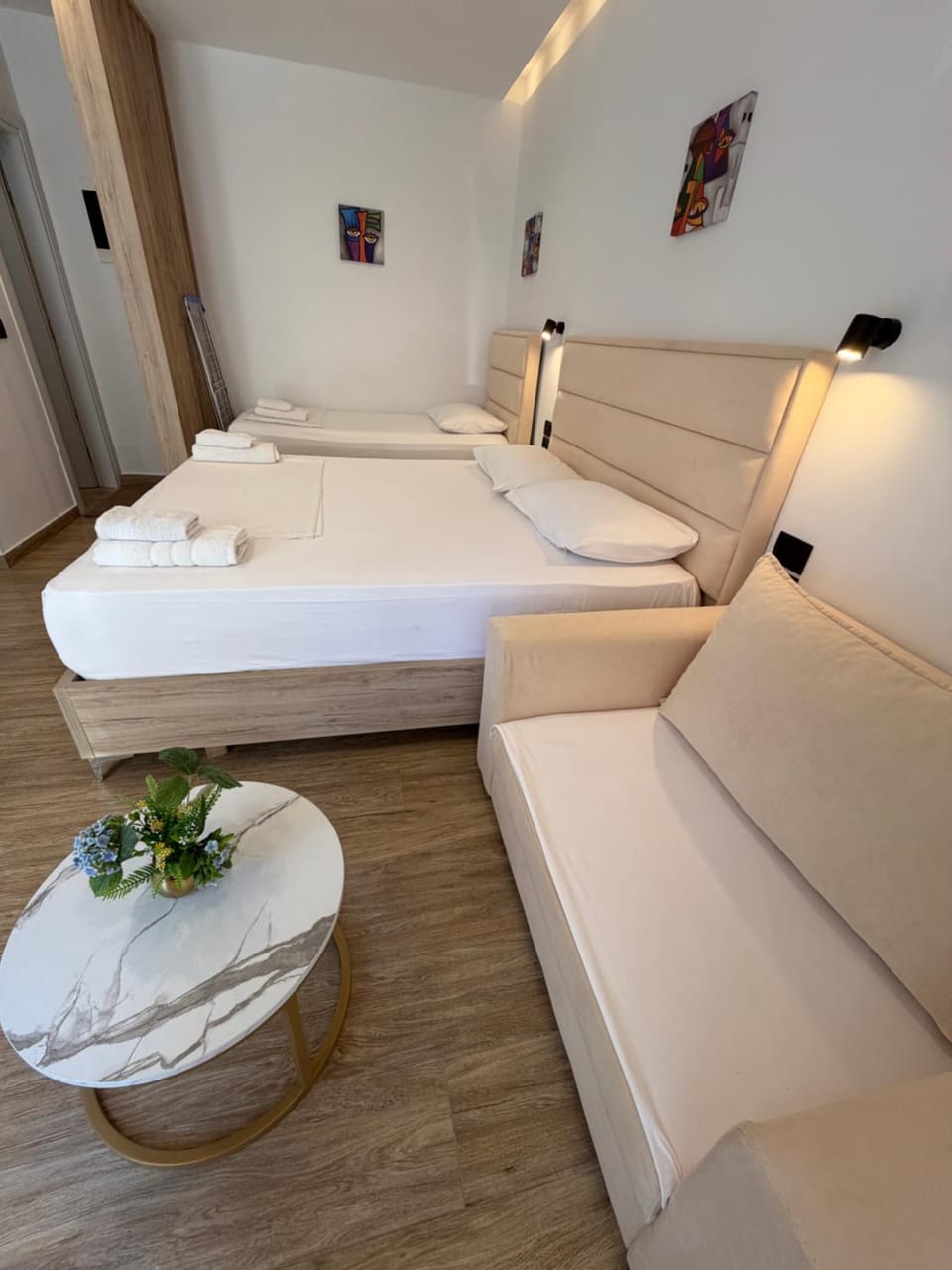 Reni Risi Deluxe Studio Apartment in Sarandë
