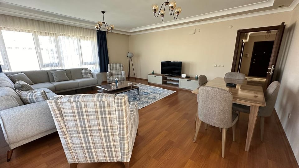 Communal lounge/ TV room, Seating area