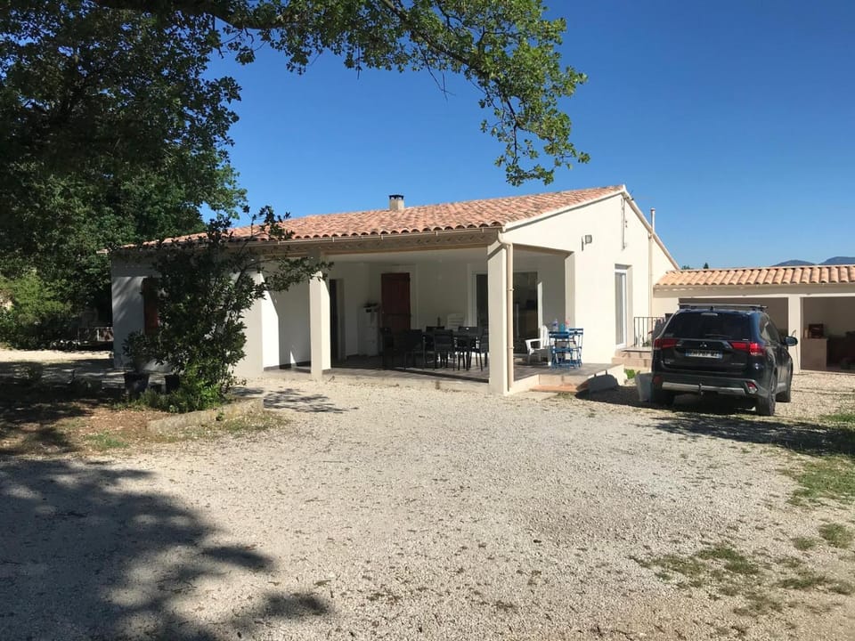 Maison au pied du mont ventoux Villa in Carpentras