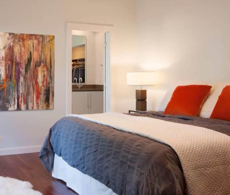 Downtown Nola 2bd 2bth Condo Apartment in French Quarter