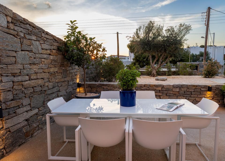 Patio, Day, View (from property/room), Balcony/Terrace, Dining area