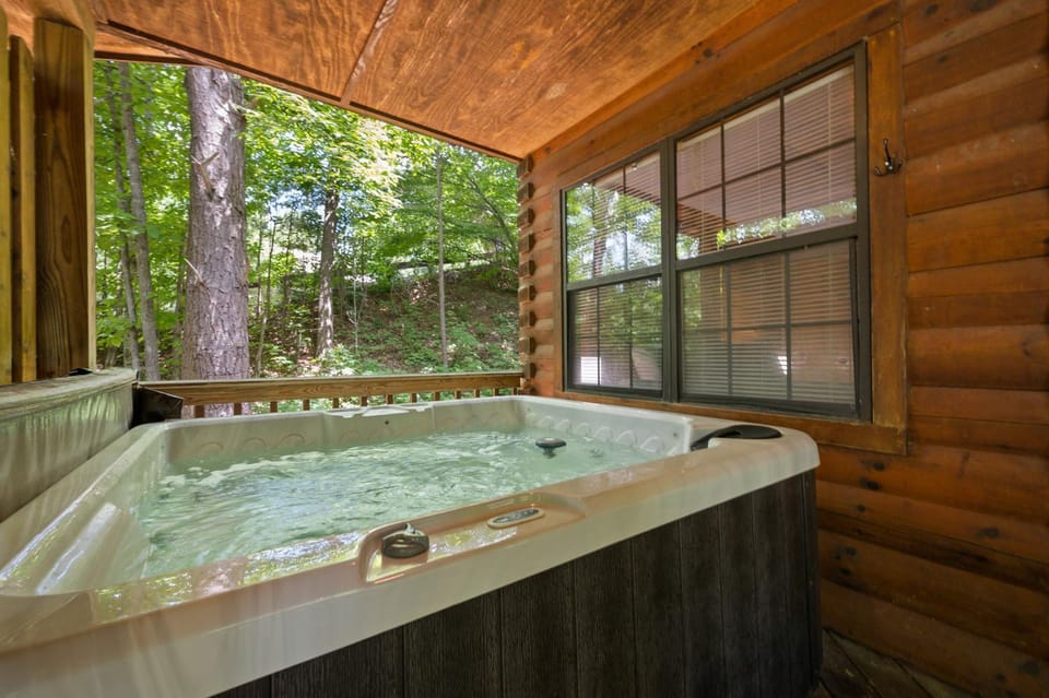 Hot Tub, Hot Tub