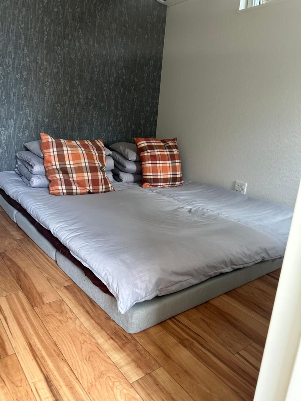 ハーモニー地下鉄幌平橋駅徒歩6分市電行啓通駅2分 Bed and Breakfast in Sapporo