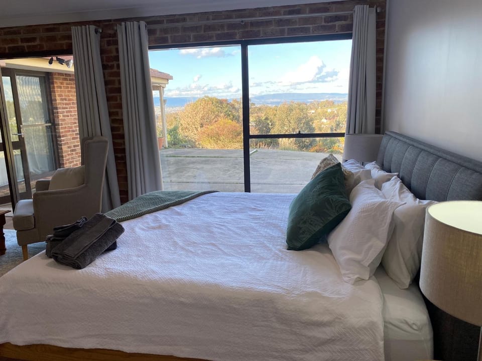 Bed, Natural landscape, Bedroom, Mountain view, towels