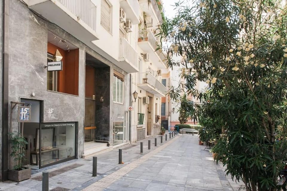 Flat in Athens historic city center @Ipitou str Apartment in Plaka